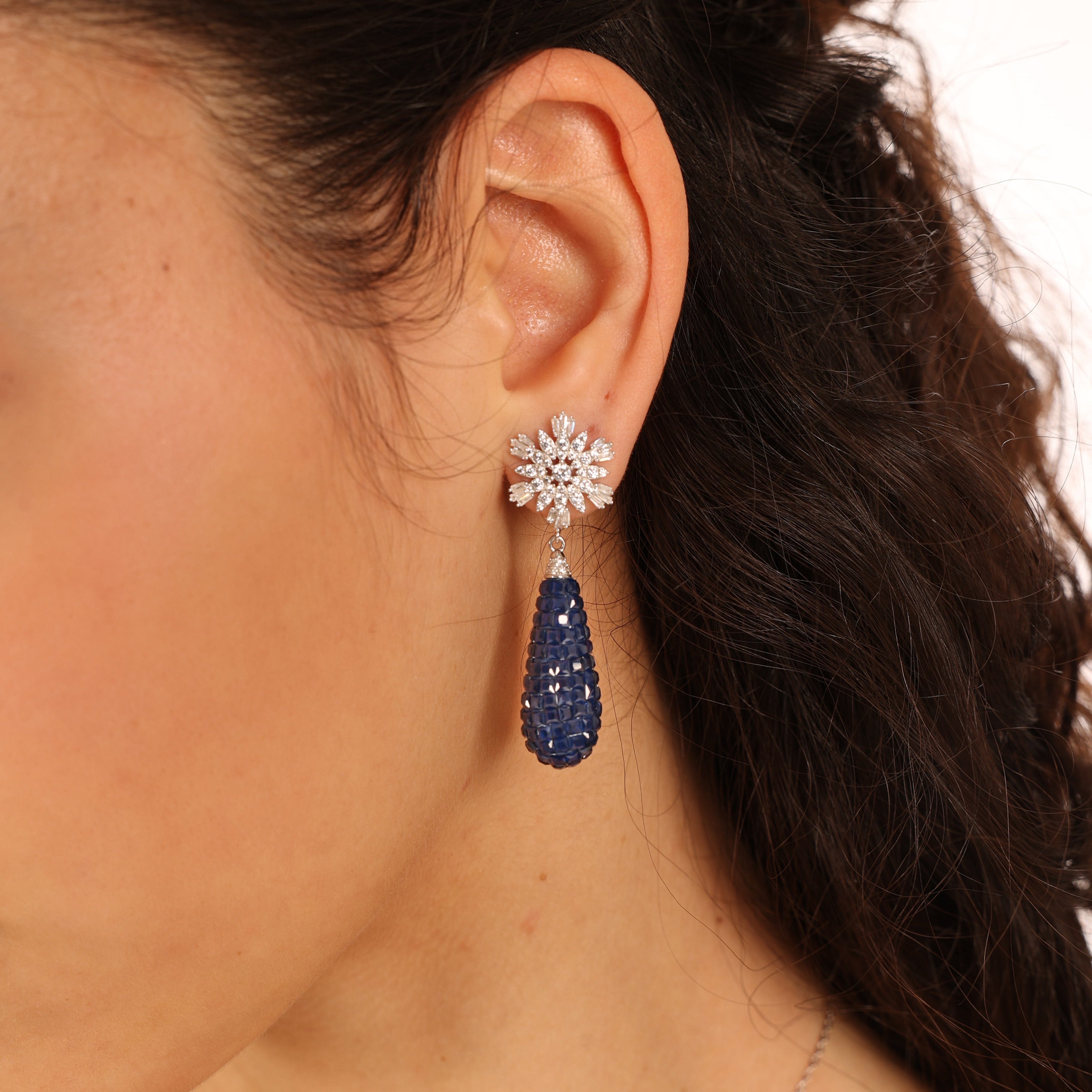Emerald Bloom Earrings in 925 Silver with Zirconia and Green Drop