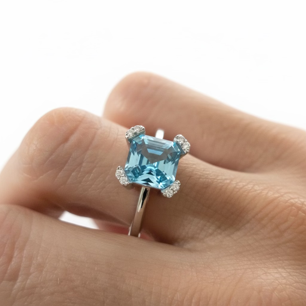 Anello Geometrico in Argento 925 con Cristallo Acquamare 8x8mm - Misura Regolabile