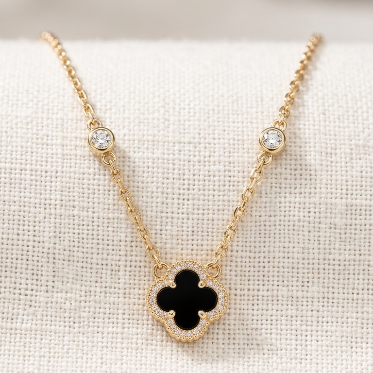 Collana Quadrifoglio Nero in Argento 925 Dorato e Zirconi