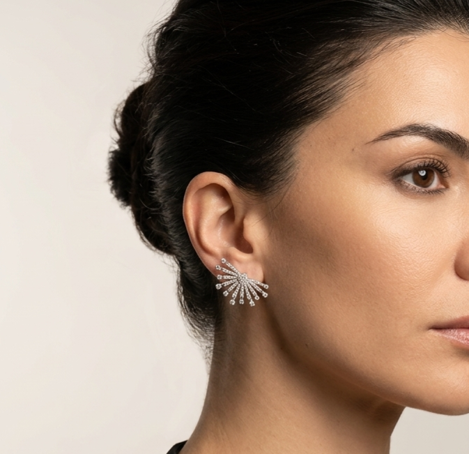 Orecchini a Lobo "Fireworks" in Argento con Zirconi Bianchi -27×16mm