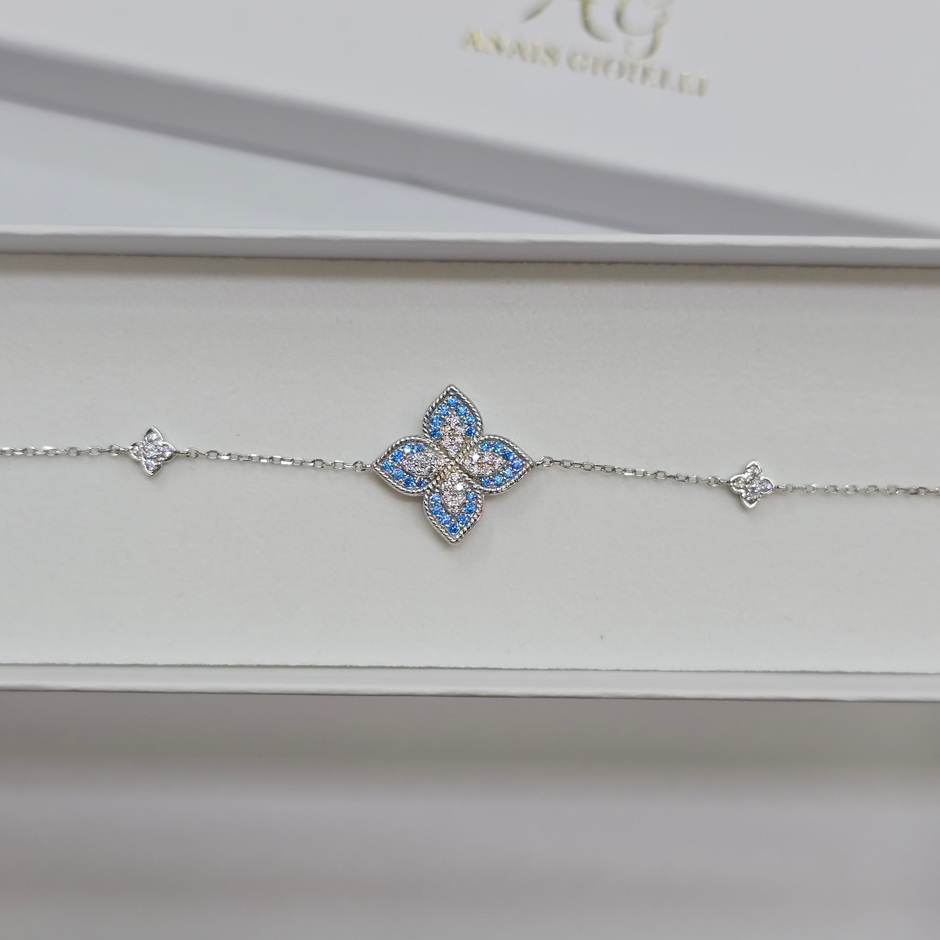 Bracciale Quadrifoglio in Argento 925 – Zirconi Bianchi e Blu