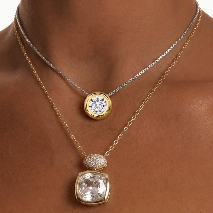 Collana Girocollo "Royal Duet" in Argento 925 con Pendente Cushion e Pavé