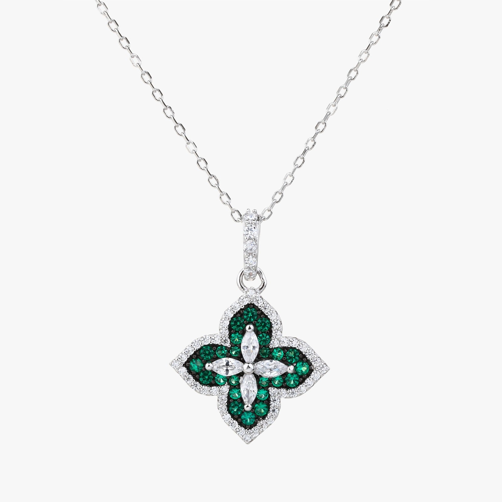 Collana Quadrifoglio Geometrico in Argento 925 – Zirconi Bianchi e Verdi